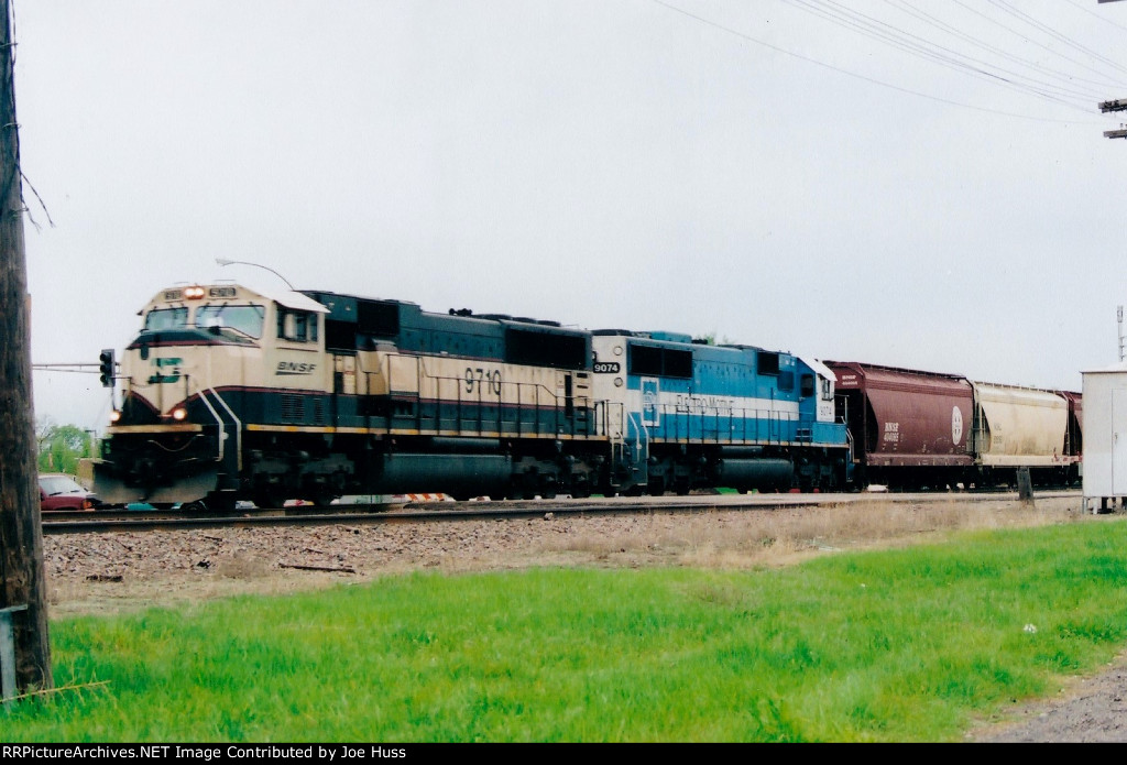 BNSF 9710 East